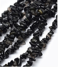 78 cm. obsidian chips på streng